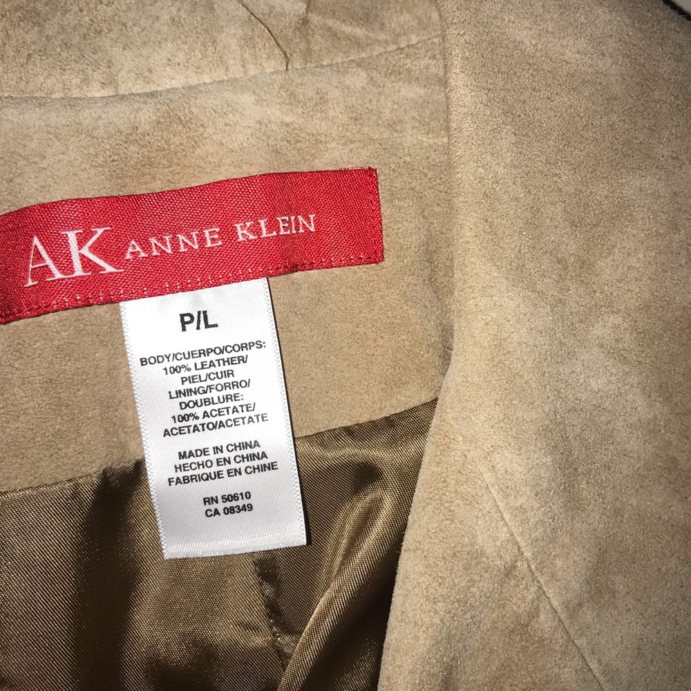 Suede jacket - Picture 2 of 3
